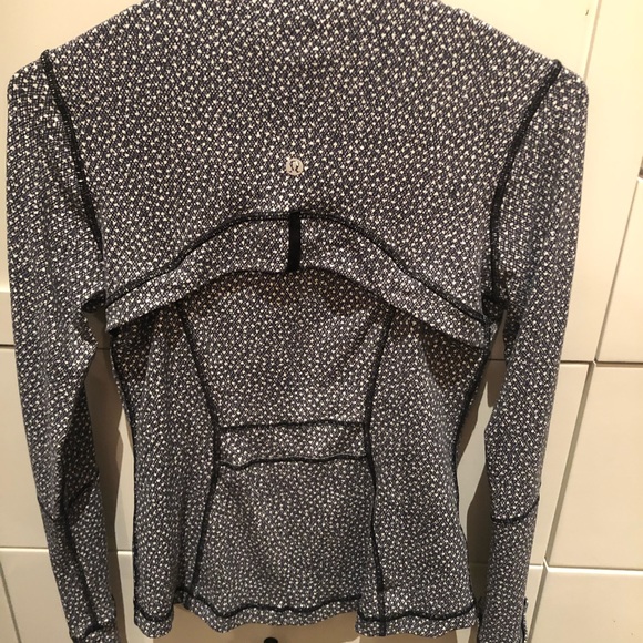 Lululemon define jacket - Picture 3 of 3